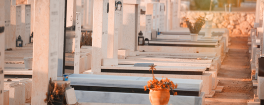 Tendencias actuales en el diseño de lápidas y arte funerario