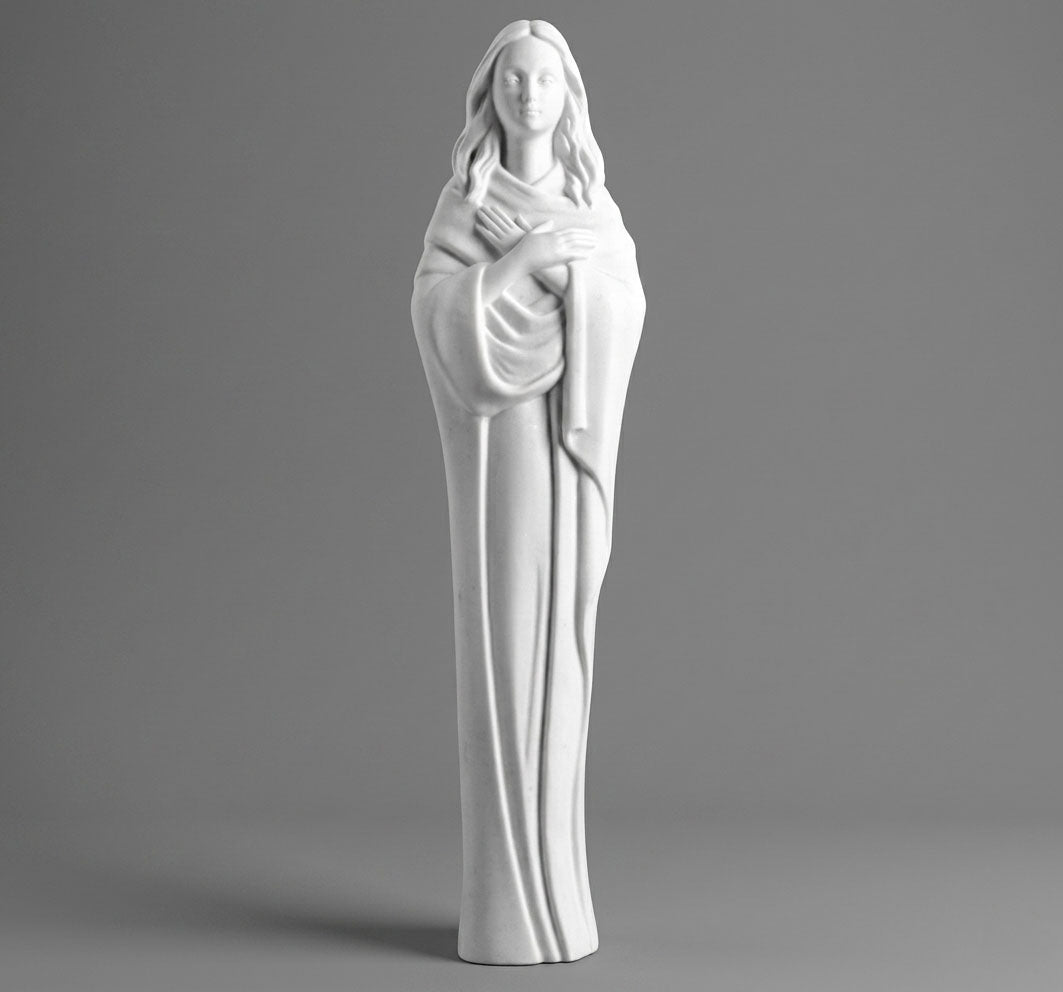 Consiga la Virgen Niña en marmolina de 65 cm. Escultura de alta calidad con acabado detallado, resistente a exteriores e ideal para altares o lápidas.
