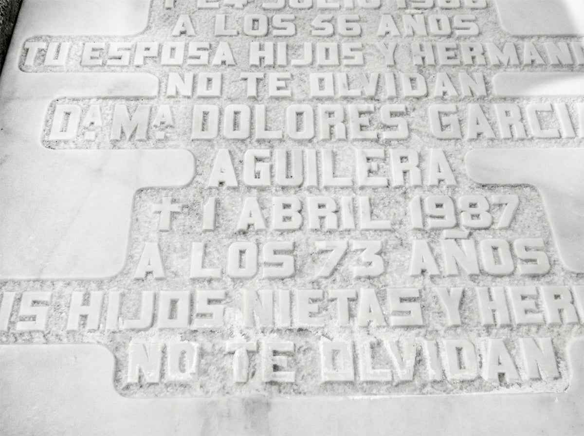 Inscripción Grabada en Mármol a mano en Madrid
