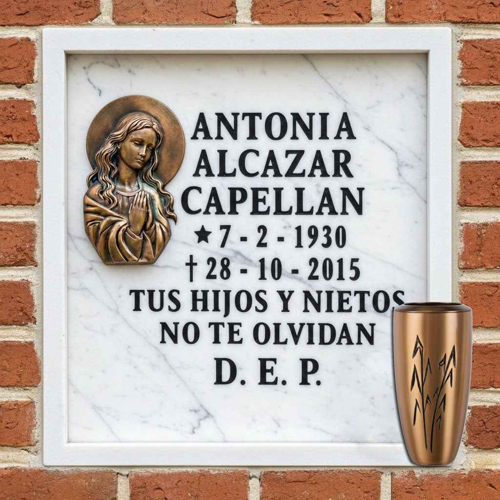 Columbario de Mármol con Virgen María y Jarrón Bronce - Madrid