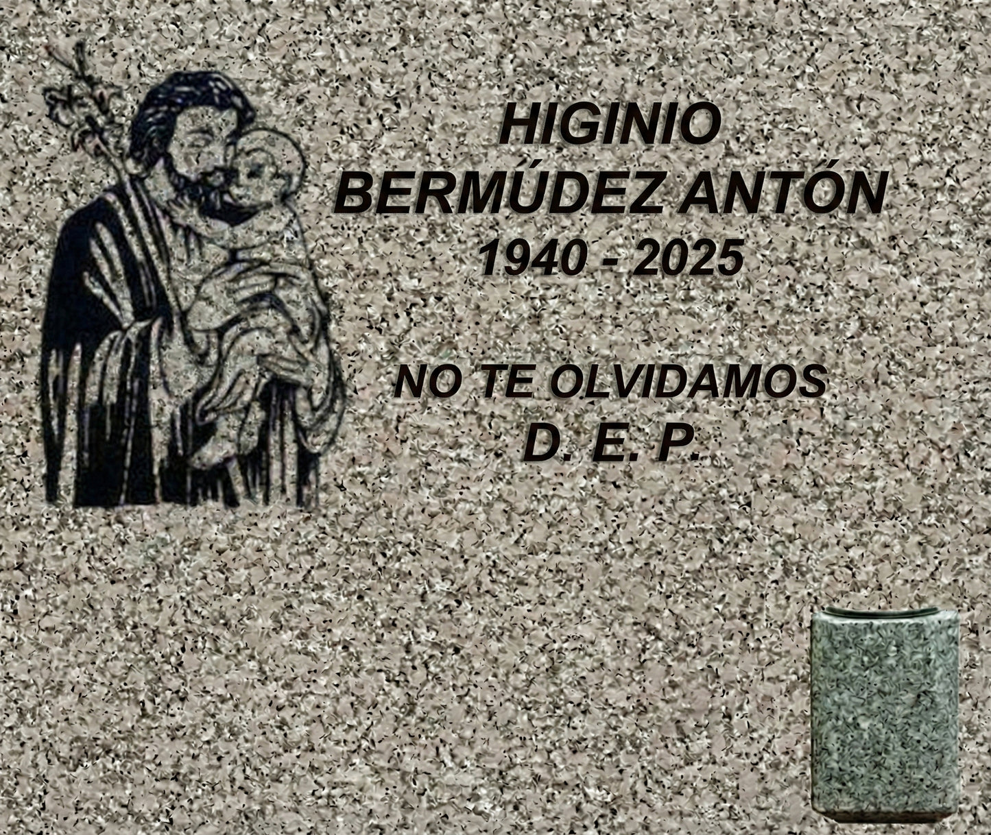 Lápida de nicho con San José y jarrón, grabado profesional en Madrid. Fabricación, personalización e instalación según normativa del cementerio. Memorial Spain.