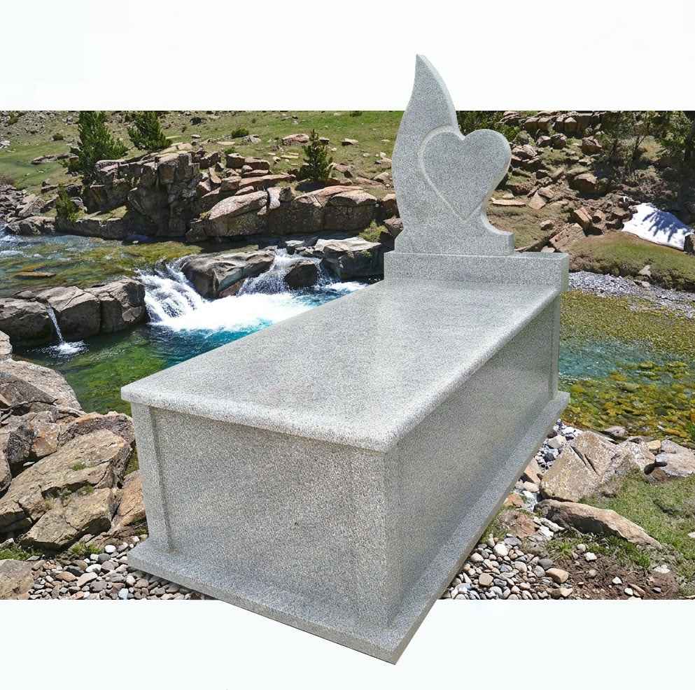Lápida en Granito Gris Quintana Modelo Corazón de 5 cm en Madrid