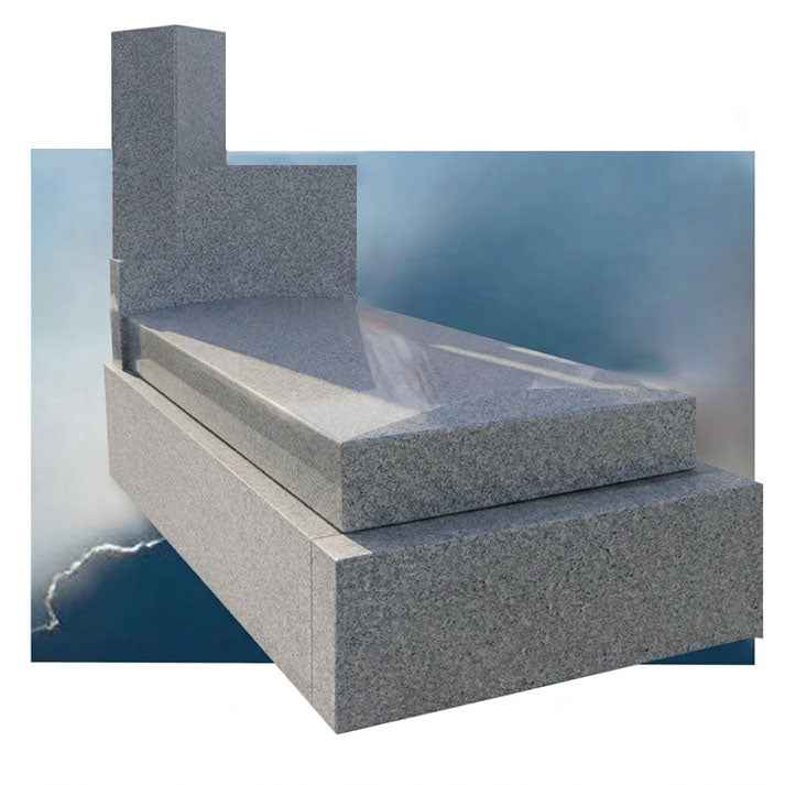 Lápida para Sepulturas Modelo Prismático en Granito Gris Quintana de 20 cm en Madrid