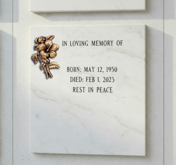 El Ramo de Flores BR 1344 está elaborado en bronce de alta calidad y diseñado especialmente para la decoración de lápidas y monumentos funerarios.