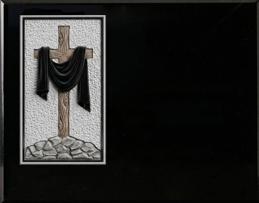 Lápida de nicho en granito negro con cruz y manto tallados y pintados a mano. Diseño artesanal, personalizable y resistente para cementerios.
