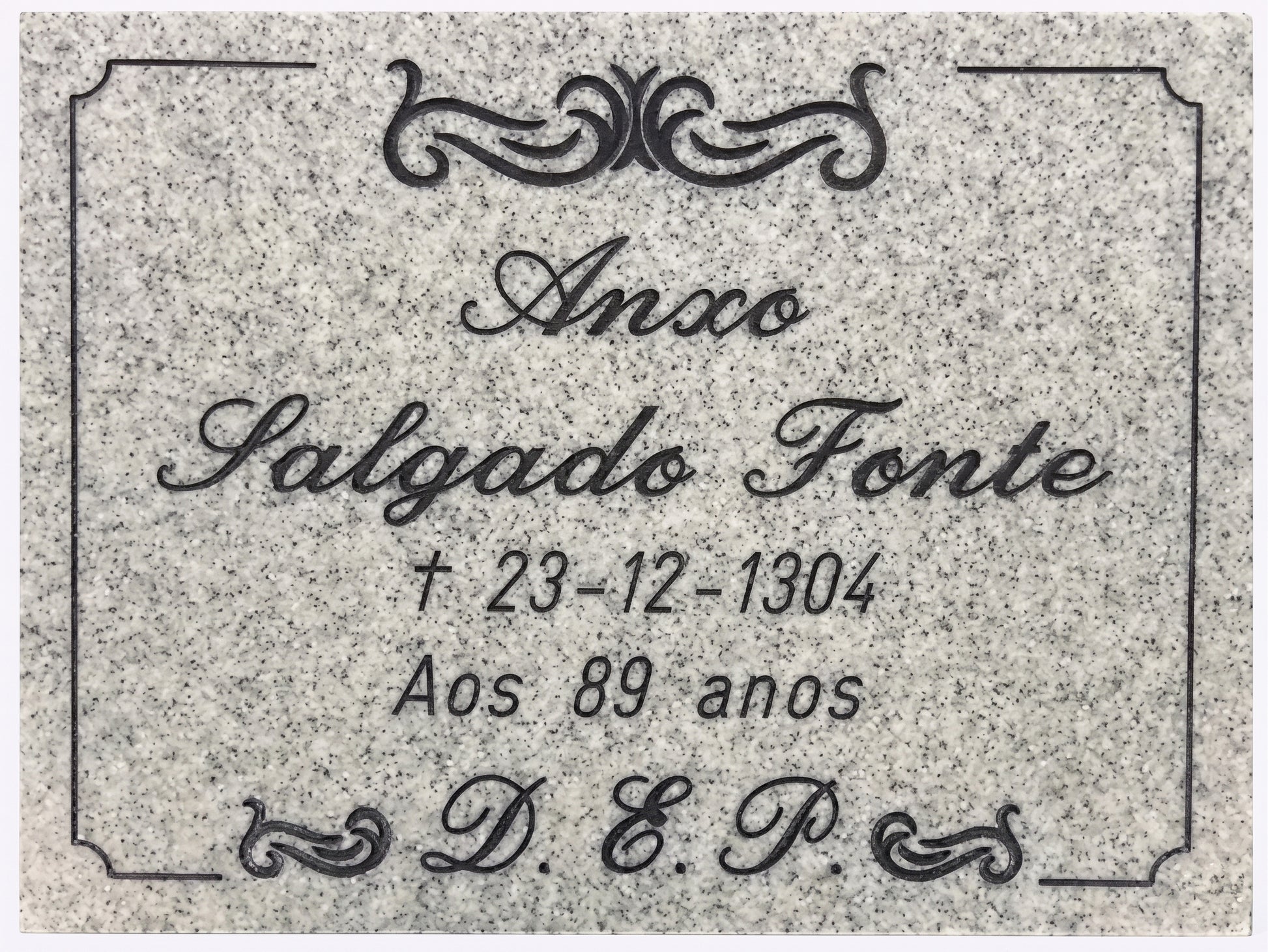 Placas de piedra artificial con un acabado realista de imitación granito. Máxima elegancia y resistencia exterior. ¡Personaliza la tuya hoy!