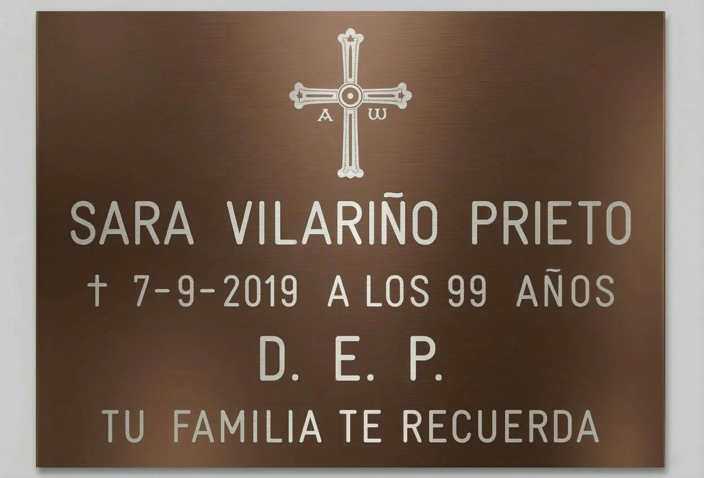 Placas de aluminio bronce viejo ASTURIAS con acabados premium