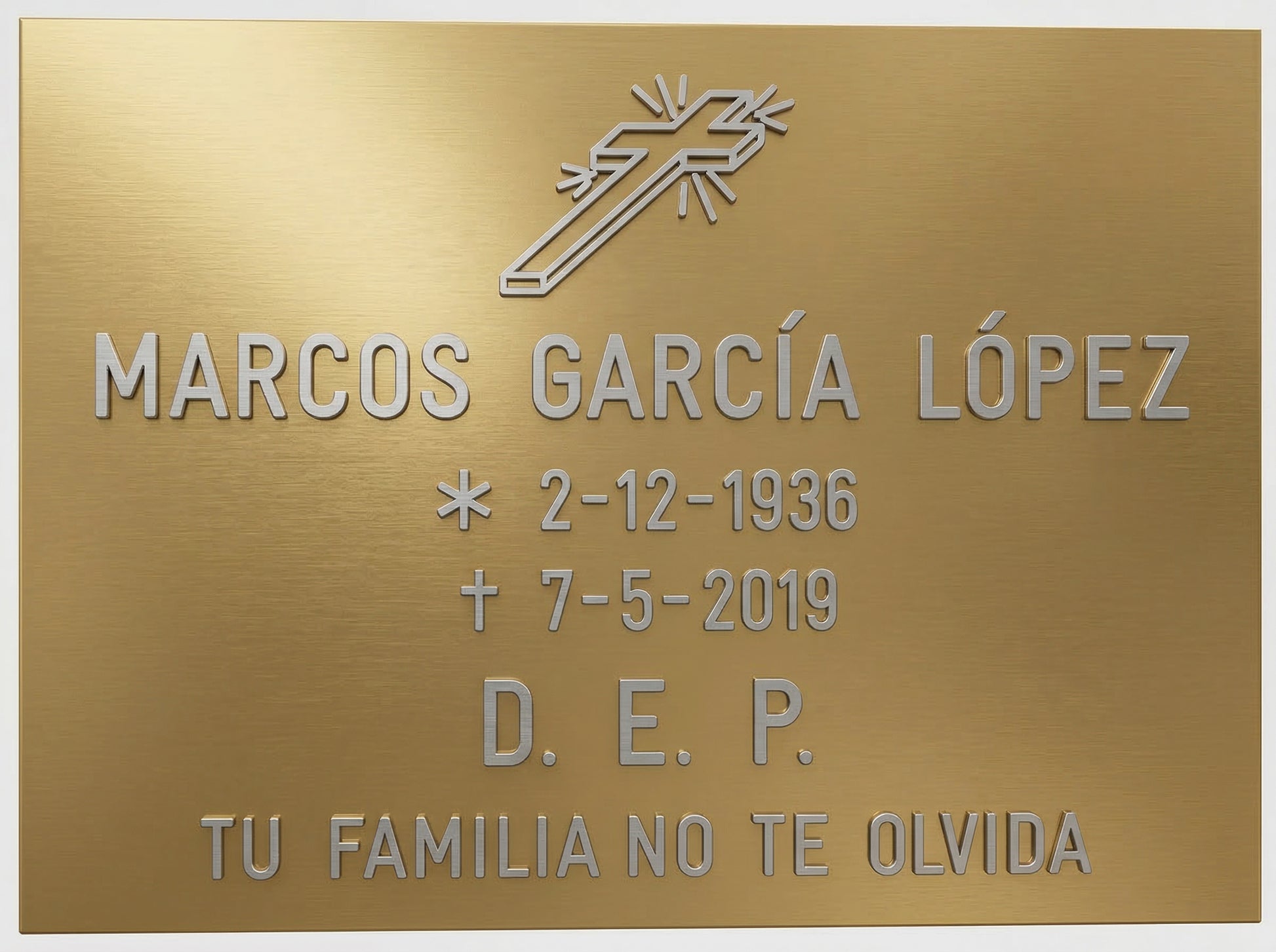 Placas de aluminio con acabados premium cruz superior dorado brillo