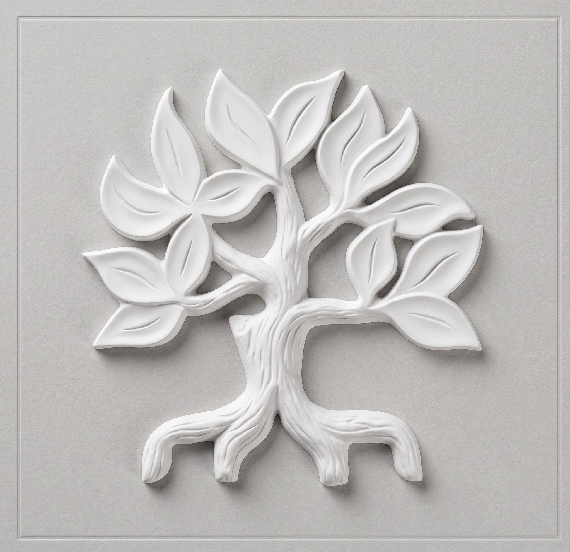 El árbol de la vida en marmolina MR 6986 es una pieza ornamental con un profundo significado, diseñada específicamente para el embellecimiento de lápidas y nichos. Fabricada en mármol sintético de alta calidad, esta pieza combina la estética clásica del mármol con una durabilidad superior, siendo totalmente resistente a la intemperie, los rayos UV y los cambios de temperatura.