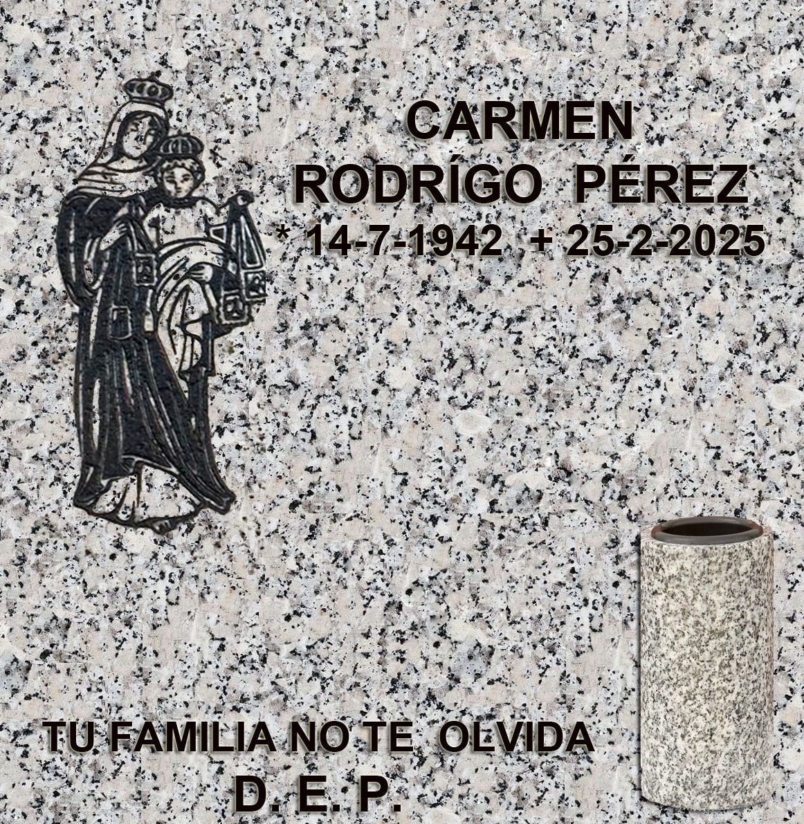 Virgen del Carme tallada en granito para lápidas de columbario, con inscripción grabada y jarrón de granito para flores en Madrid. Diseño elegante y duradero para cementerios. Memorial Spain.