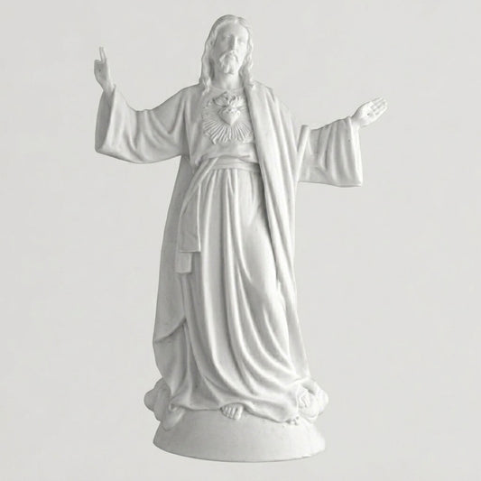 Corazón de Jesús en marmolina de 39 cm para la decoración de lápidas. Figura resistente para exterior, con acabado cuidado y envío a toda España.