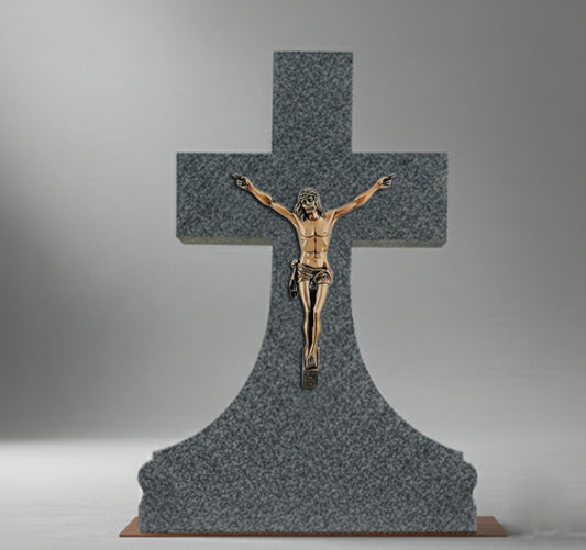 El Cristo con INRI modelo BR 5630 está elaborado en bronce, un material tradicional y altamente valorado en arte funerario por su resistencia, durabilidad y belleza atemporal.