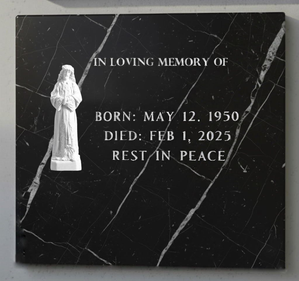 El Cristo de Medinaceli modelo MR 6640 está elaborado en mármol sintético, un material especialmente resistente a la intemperie y adecuado para uso exterior.