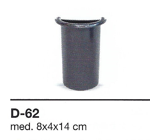 D-62 1/2: 14x8x4 cm.