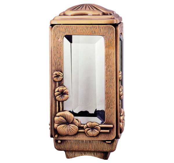 Farol funerario de bronce con cristales biselados para velas grandes. Portavelas resistente para exterior, diseño elegante e ideal para lápidas y panteones. Envío a toda España.