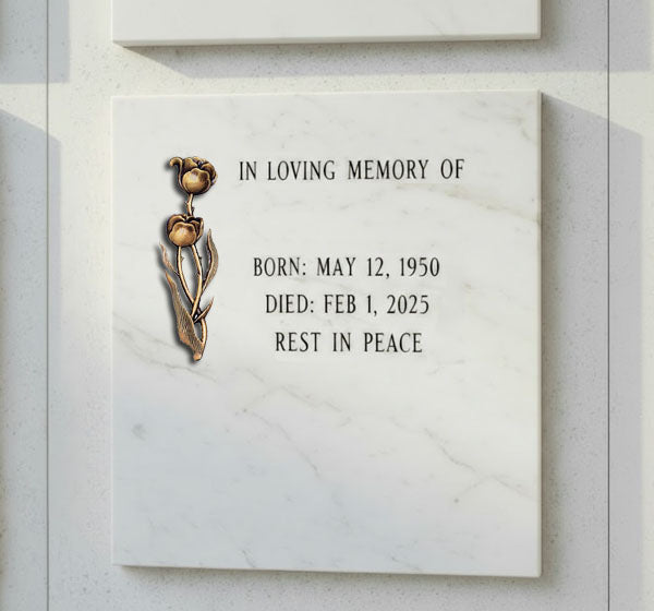 El Ramillete de Flores BR 1347 está elaborado en bronce de alta calidad y especialmente diseñado para la decoración de lápidas y monumentos funerarios