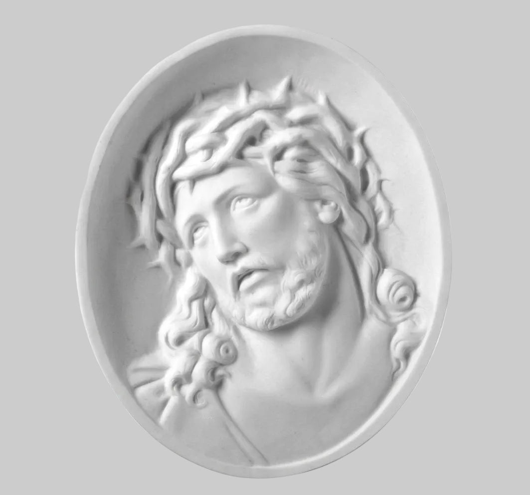 Rostro de Cristo en marmolina de 34 cm para la decoración de lápidas. Resistente y apto para uso exterior en cementerios.