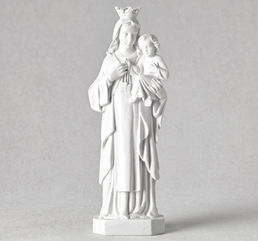 Compra la impresionante figura de la Virgen del Carmen en marmolina de 65 cm. Escultura plana monumental de máxima resistencia exterior para lápidas y panteones.